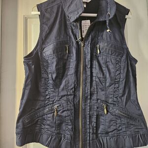 Christopher & banks vest size M
